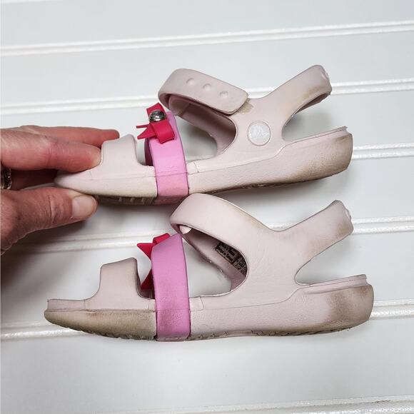 Crocs Kids Keeley Charm Sandals - Picture 9 of 11
